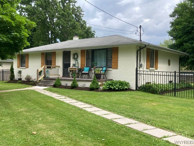 Hill St, Lockport, NY 14094