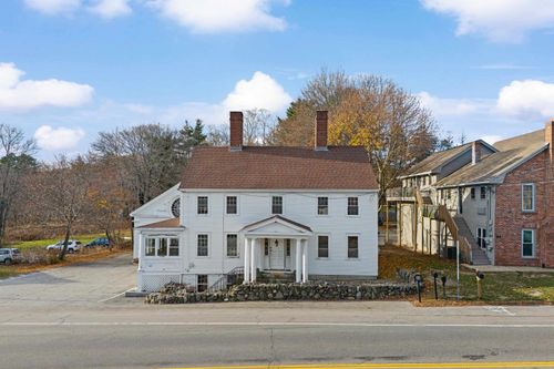 80 Lafayette Rd, Hampton Falls, NH, 03844-2304 | Card Image