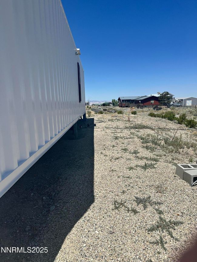 2068 Sierra Vista Dr, House other with 1 bedrooms, 1 bathrooms and 2 parking in Tonopah NV | Image 5