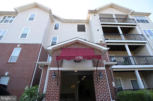8308-1550 Spring Gate Dr, MCLEAN, VA, 22102-3426 | Card Image