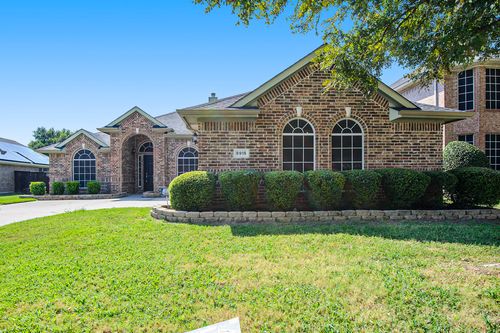 5915 Saddleridge Ct, Grand Prairie, TX, 75052-8775 | Card Image