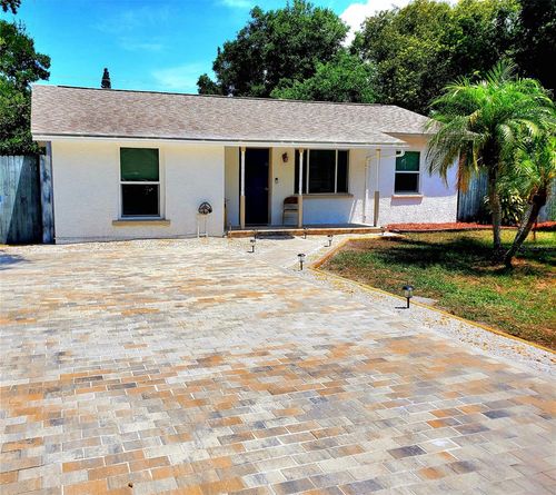 430 1st Ave Ne, Largo, FL, 33770-3705 | Card Image