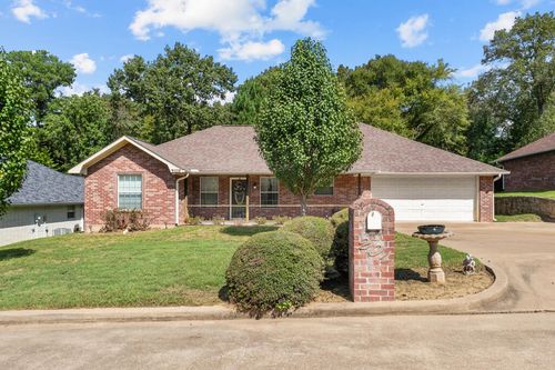 201 Homestead Dr, Palestine, TX, 75801-4353 | Card Image