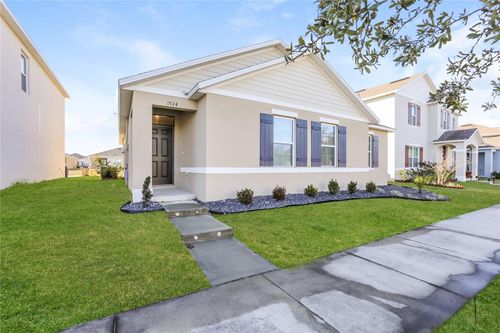1924 Red Canyon Dr, Kindred, FL, 34744-6098 | Card Image
