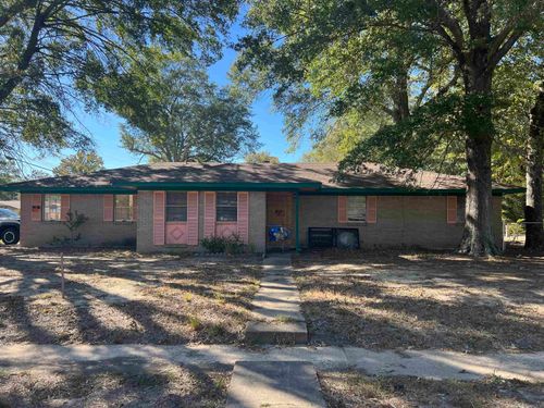 3320 S Main St, Pine Bluff, AR, 71601-7045 | Card Image