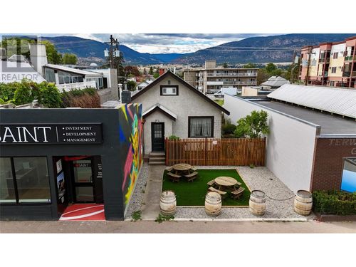 681 Main St, Penticton, BC, V2A5C9 | Card Image