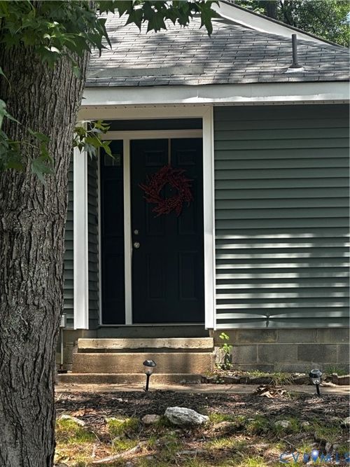 5700 Linda Rd, Sandston, VA, 23150-1310 | Card Image