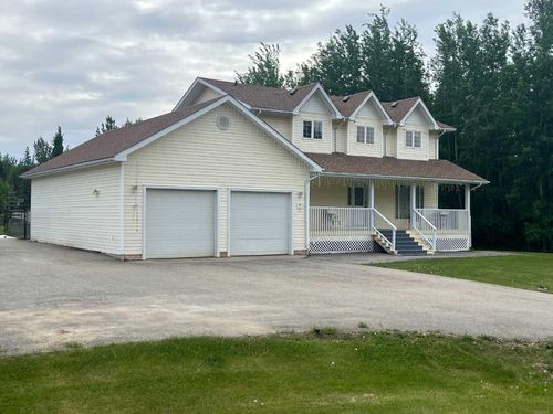 9 Robertson Way Sw, Slave Lake, AB, T0G2A4 | Card Image