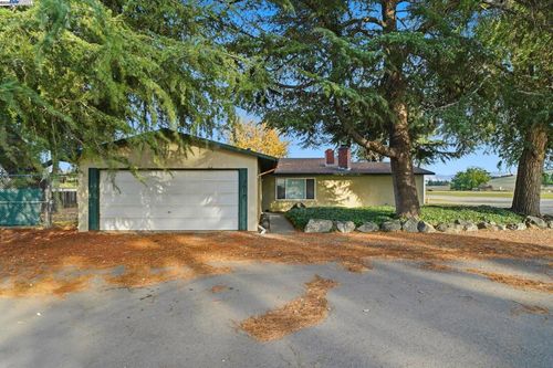 2072 S Vasco Rd, Livermore, CA, 94550-8324 | Card Image