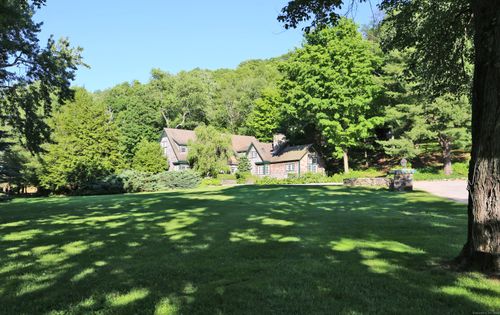 385 Lake Rd, Warren, CT, 06777-1114 | Card Image