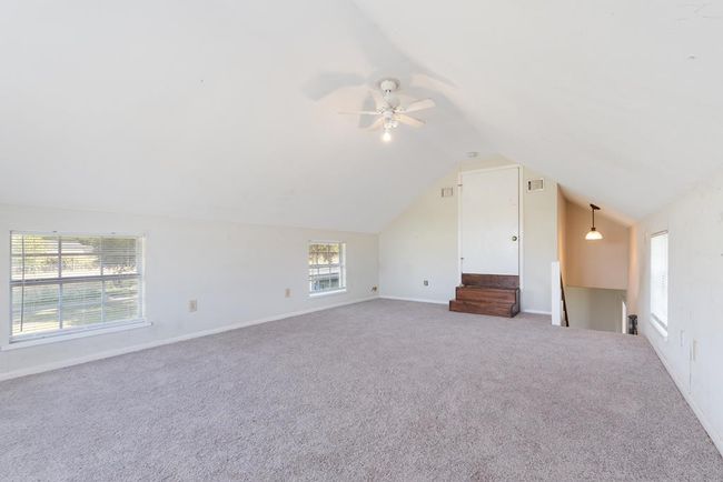 1649 Schumann Rd, Home with 3 bedrooms, 2 bathrooms and null parking in Stonewall TX | Image 18