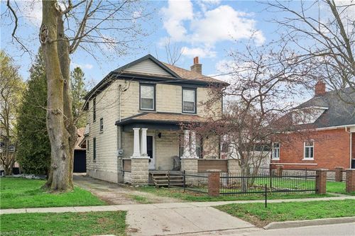 855 Hamilton St, Cambridge, ON, N3H3E7 | Card Image
