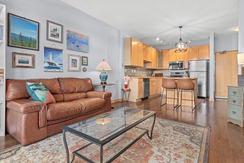 apt-319-2600 University Ave Se, Minneapolis, MN, 55414-4209 | Card Image