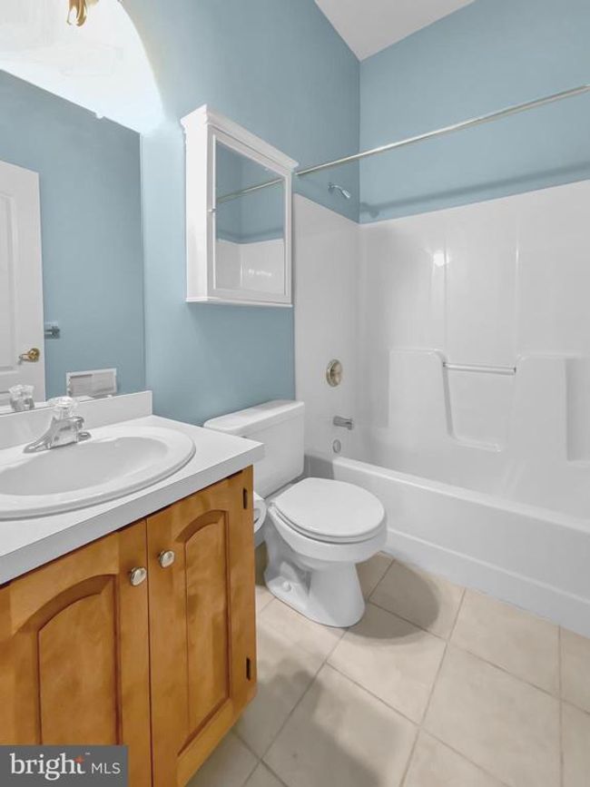 31 - 112 Lantern Ct, Townhouse with 3 bedrooms, 3 bathrooms and null parking in Yardley PA | Image 14