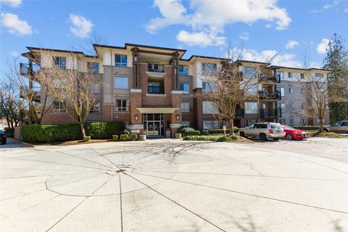 104 - 11667 Haney Bypass, Condo with 2 bedrooms, 2 bathrooms and 1 parking in Maple Ridge BC | Card Image