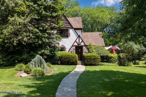 12 Garden Rd, Little Silver, NJ, 07739-1010 | Card Image