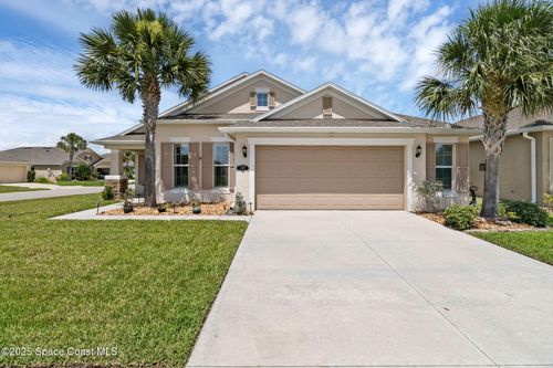 4070 Sage Brush Cir, Melbourne, FL, 32901-8221 | Card Image