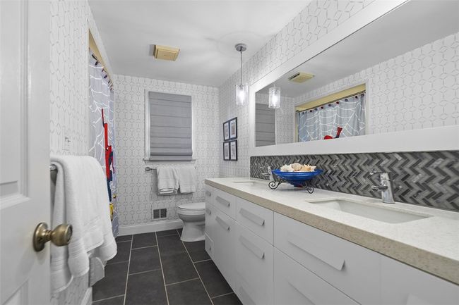 2616 Cedarvue Dr, House other with 4 bedrooms, 4 bathrooms and 2 parking in Pittsburgh PA | Image 24
