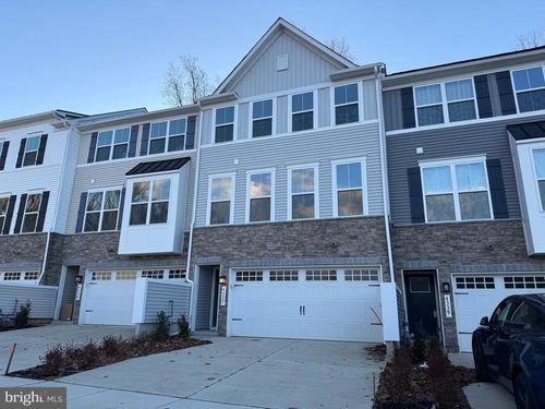 4337 Reusch Cir, New Castle, DE, 19720-2996 | Card Image