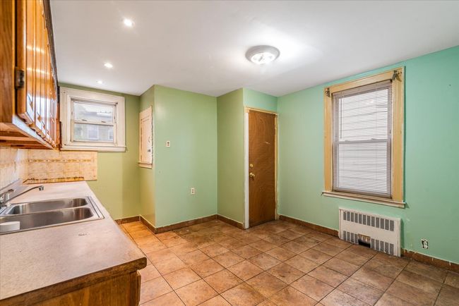342 E 55 Th St, House other with 4 bedrooms, 2 bathrooms and null parking in New York NY | Image 6