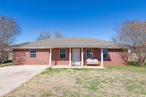 3611 Wagon Wheel Ln, Brownwood, TX, 76801-7134 | Card Image