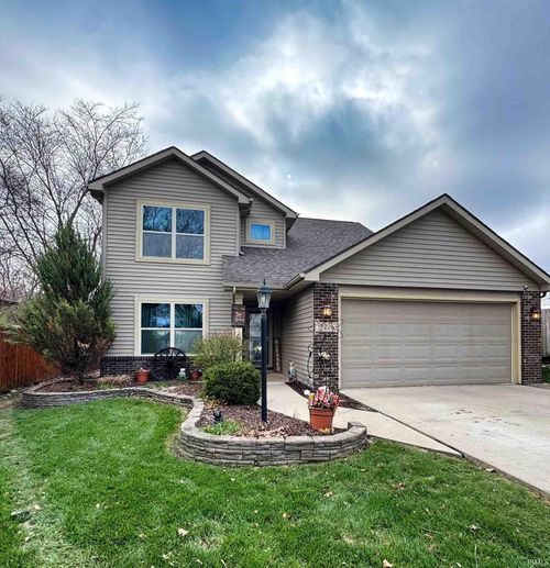 13226 Indiana St, Grabill, IN, 46741-9490 | Card Image