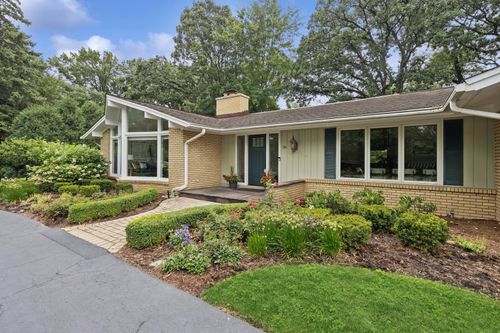 36 Mockingbird Ln, Oak Brook, IL, 60523-1749 | Card Image