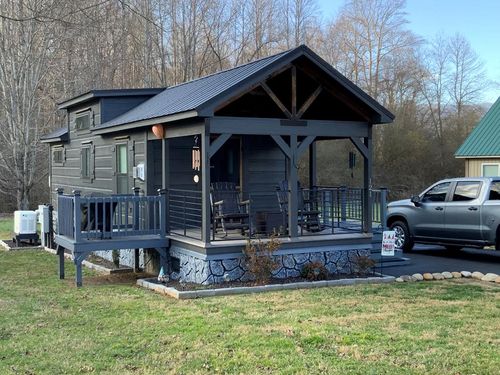 121 Lazy Bear Trl, Andrews, NC, 28901-5509 | Card Image