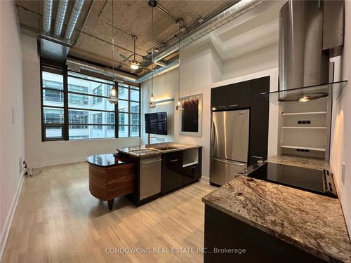 331-637 Lake Shore Blvd W, Toronto, ON, M5V3J6 | Card Image