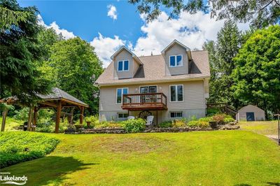 1035 Pebble Brook Lane, House other with 4 bedrooms, 1 bathrooms and 8 parking in Algonquin Highlands ON | Image 3