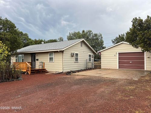 8321 Ridge Dr, Show Low, AZ, 85901-7520 | Card Image
