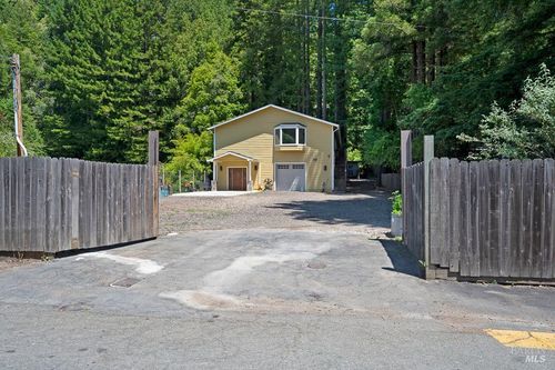 14785 Armstrong Woods Rd, Guerneville, CA, 95446-9201 | Card Image