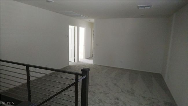 5658 Autumn Cliffs Way, House other with 5 bedrooms, 3 bathrooms and null parking in Las Vegas NV | Image 12