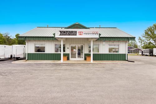 981 W Blue Star Dr, Traverse City, MI, 49685-8789 | Card Image