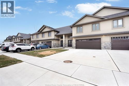 149 Reed St, Essex, ON, N8M0B3 | Card Image