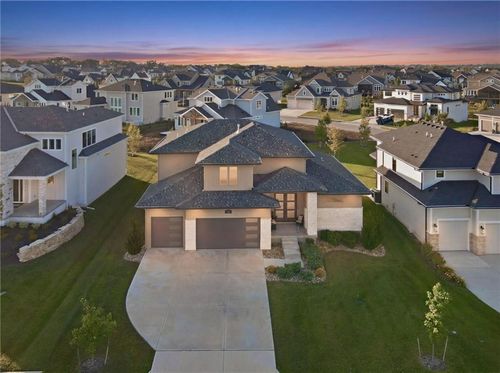 12406 W 170th Ter, Overland Park, KS, 66221-8914 | Card Image