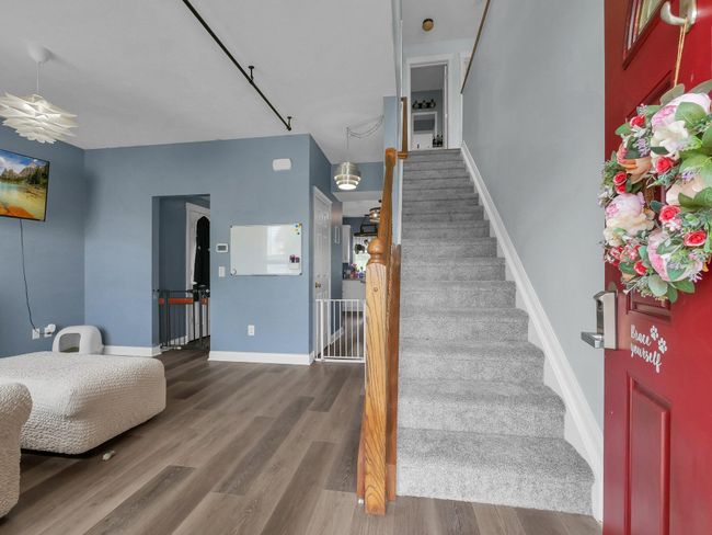 Entry | Image 4