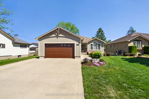 86 Huron St W, Exeter, ON, N0M1S2 | Card Image