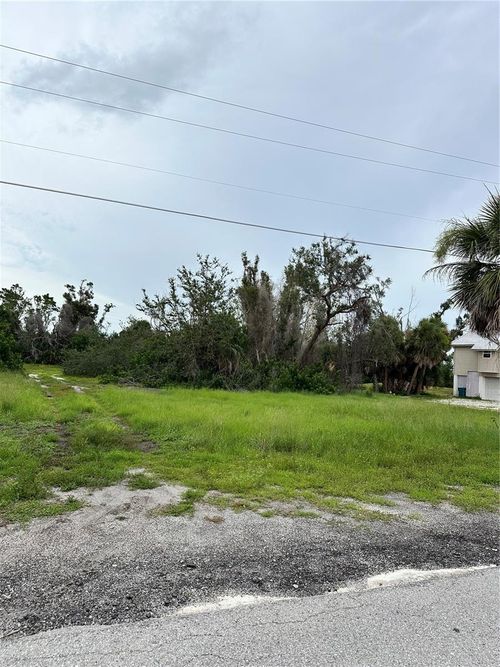120 Spaniards Rd, PLACIDA, FL, 33946-2400 | Card Image