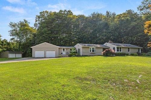 2447 Fox Rd, Lexington, OH, 44904-8714 | Card Image