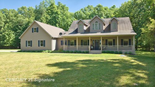 7147 Gary Rd, Chesaning, MI, 48616-9461 | Card Image