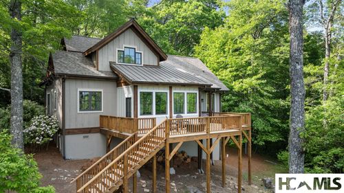 48 Bear Foot Ln, Highlands, NC, 28741-4511 | Card Image