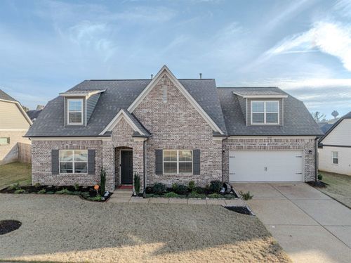 5050 Granite Creek Rd, Memphis, TN, 38125-5757 | Card Image