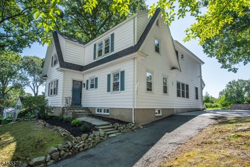 92 Hillcrest Ave, Morristown, NJ, 07960-5055 | Card Image