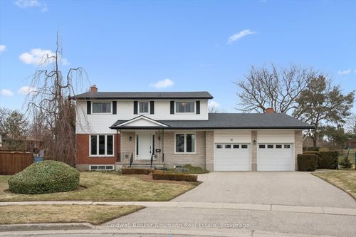 18 Carmine Place, Guelph, ON, N1E3V1 | Card Image