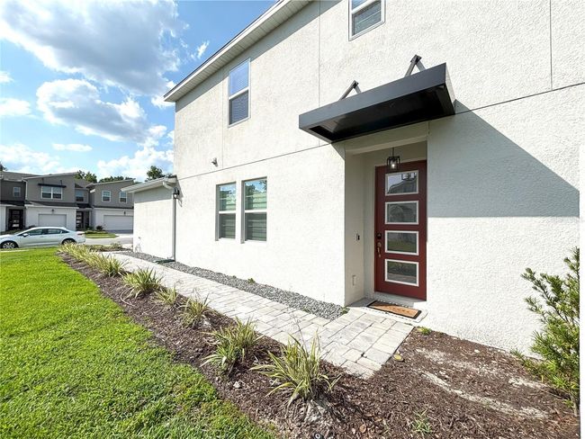 921 Spring Palms Loop, Townhouse with 3 bedrooms, 3 bathrooms and null parking in ORLANDO FL | Image 4