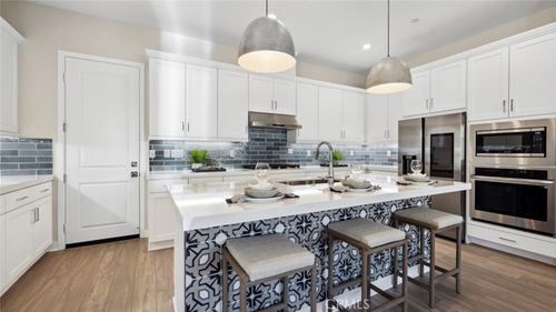 24523 Villa La Sombrilla, Valencia, CA, 91354-1683 | Card Image
