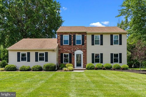 43 Hampton Dr, Churchville, PA, 18966-1141 | Card Image