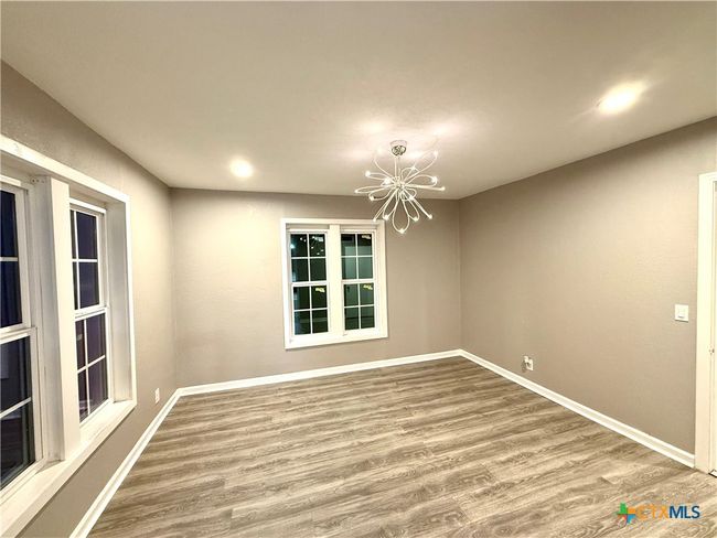 302 Smith St, House other with 3 bedrooms, 2 bathrooms and null parking in Gonzales TX | Image 15