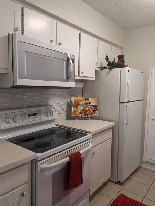 APT-22 - 3535 Nasa Pkwy, Townhouse with 1 bedrooms, 1 bathrooms and null parking in Seabrook TX | Image 12